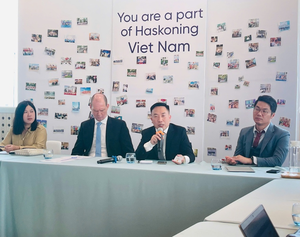 Để trở thành trung tâm tài chính khu vực, TPHCM cần tháo gỡ điều gì? - 1