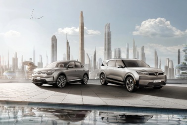 Bộ đôi VF e35, VF e36 sẽ lên sóng trực tiếp tại Quảng trường Thời đại, New York