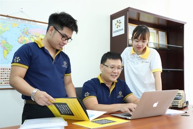 Hanoma.vn- hệ sinh thái đầu tiên chuyên về máy móc, thiết bị và phương tiện vận tải