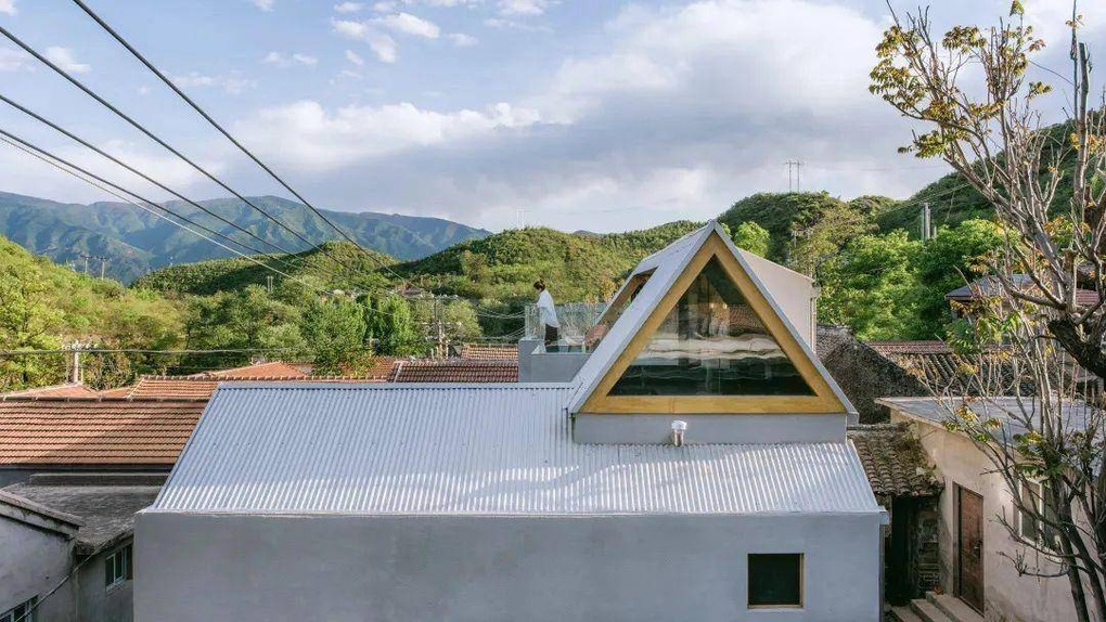 Vợ chồng biến căn nhà cũ nát thành nơi trốn khói bụi ấn tượng ở làng quê - 4 Vợ chồng biến căn nhà cũ nát thành nơi trốn khói bụi ấn tượng ở làng quê - 4