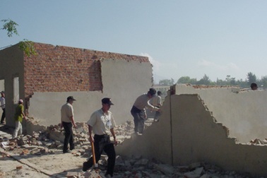  Mức xử lý vi phạm khi xây nhà trên đất công?