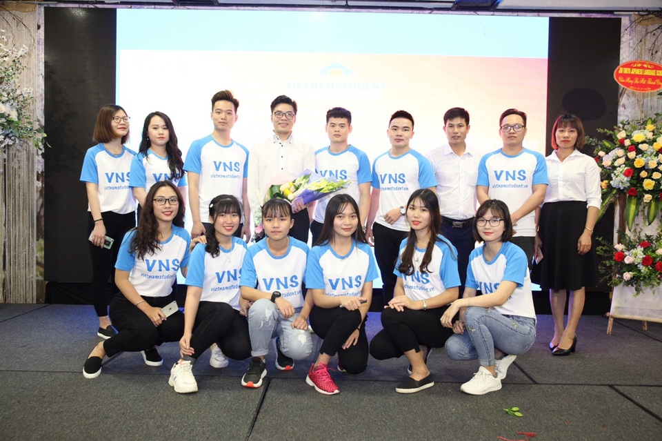 Kênh tuyển sinh và nộp hồ sơ du học trực tuyến Vietnamstudent - Mô hình hoạt động du học kiểu mới dành cho thế hệ tương lai - 3 Kênh tuyển sinh và nộp hồ sơ du học trực tuyến Vietnamstudent - Mô hình hoạt động du học kiểu mới dành cho thế hệ tương lai - 3