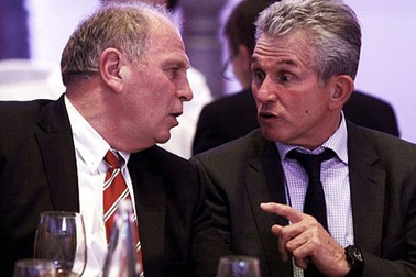 Chủ tịch Bayern Munich công kích Roman Abramovich