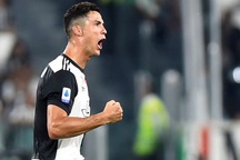 C.Ronaldo sẽ “giải đen” cho HLV Sarri?