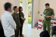 Khởi tố 2 đối tượng mua bán trái phép hóa đơn