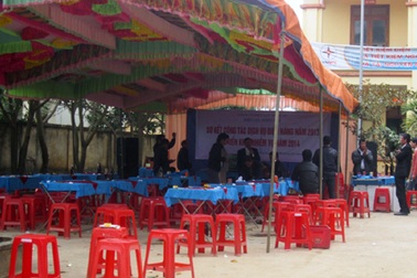 Bất chấp “lệnh cấm”, công chức vẫn nhậu tưng bừng trong giờ làm việc