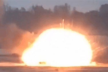 Armenia đăng video 2 trực thăng nghi của Azerbaijan bị bắn rơi