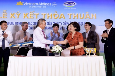 Vietnam Airlines và Vinamilk hợp tác chiến lược cùng phát triển thương hiệu vươn tầm quốc tế