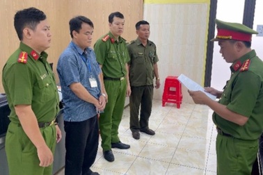 Bắt thêm một đăng kiểm viên ở Đồng Nai