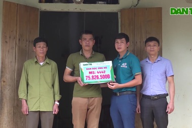 Người chồng có vợ mất vì ung thư được bạn đọc giúp đỡ gần 120 triệu đồng