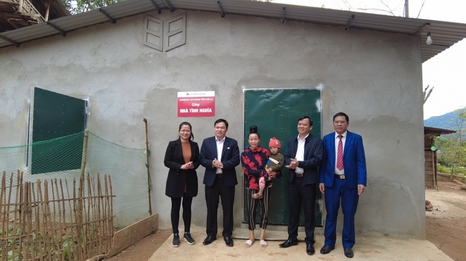 trao Nha tinh nghia