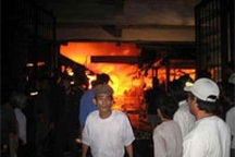 Hỏa hoạn kinh hoàng tại Chợ Lớn Quy Nhơn