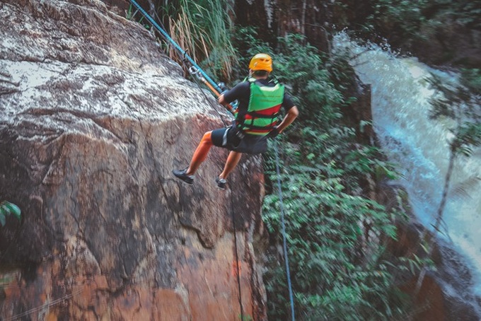 Một Đà Lạt khác thường: Tour vượt thác 6 levels không dành cho người yếu tim, khám phá thiên nhiên hùng vĩ - Ảnh 9.