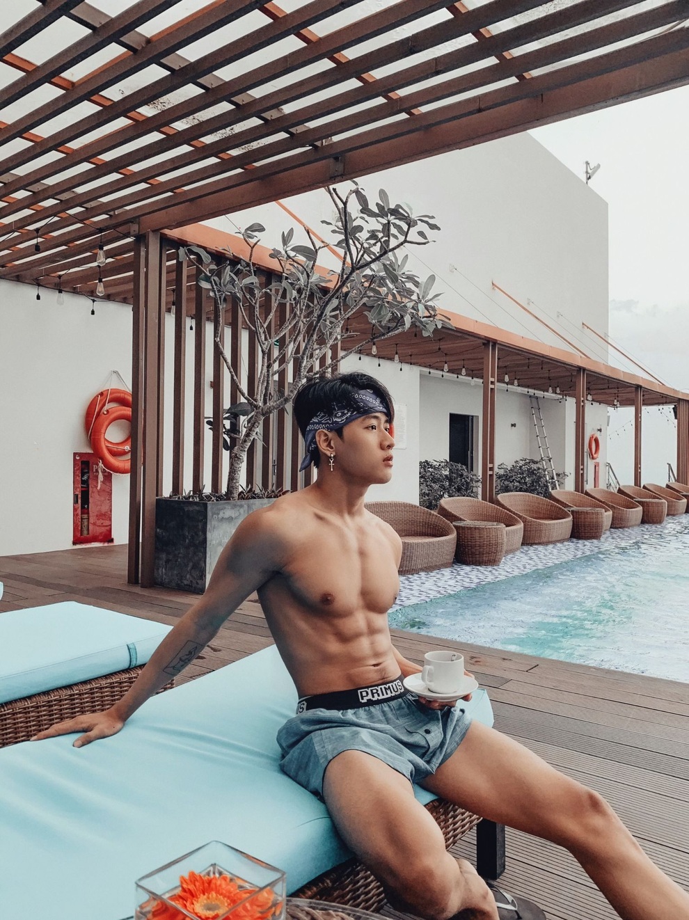 Cậu bé gầy gò bất ngờ khoe ảnh dậy thì thành công hóa hot boy 6 múi - 5 Cậu bé gầy gò bất ngờ khoe ảnh dậy thì thành công hóa hot boy 6 múi - 5
