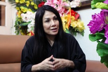 NTK Minh Hạnh: “Sự kết hợp lập dị... dẫn đến sự biến dạng của áo dài”