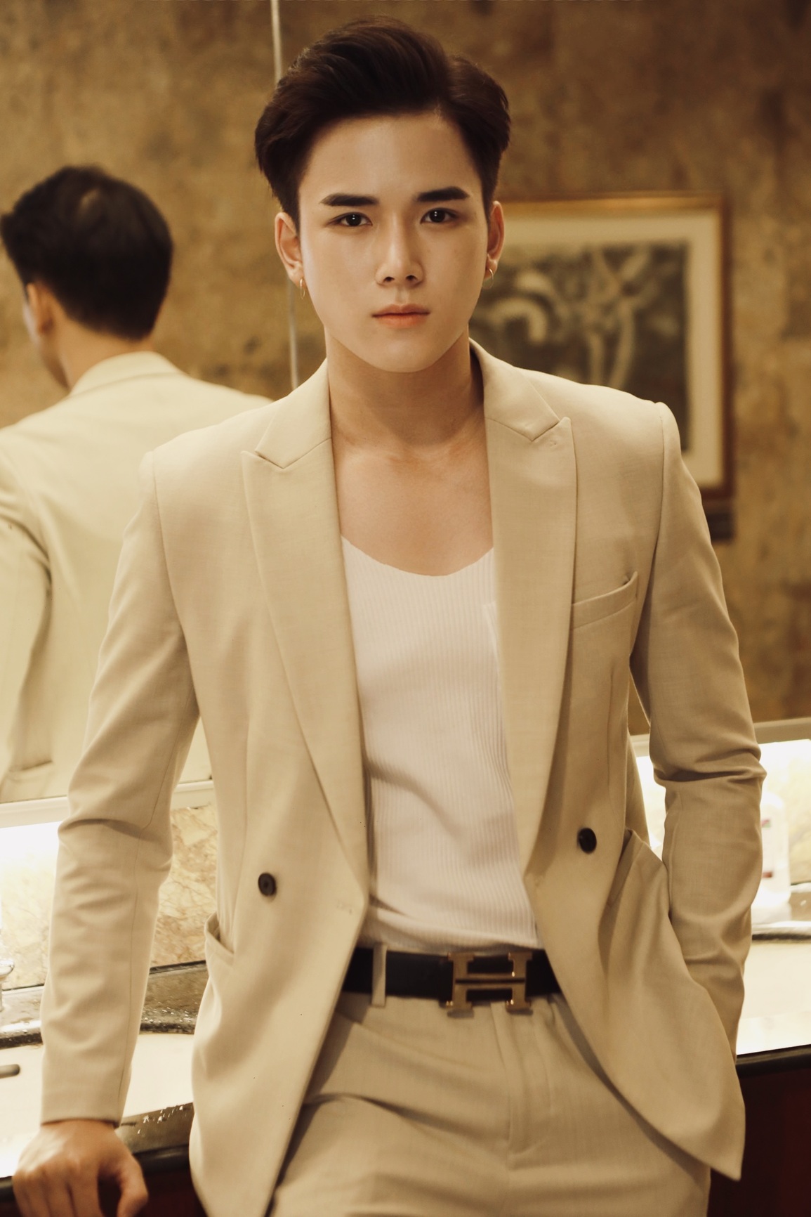 Người mẫu điển trai được Trấn Thành mở đường cưa đổ TikToker nổi tiếng - 5