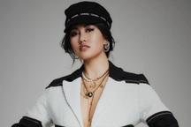 Hoa hậu Emily Hồng Nhung cá tính với trang phục đen trắng