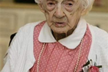 Tân chủ nhân danh hiệu người già nhất thế giới