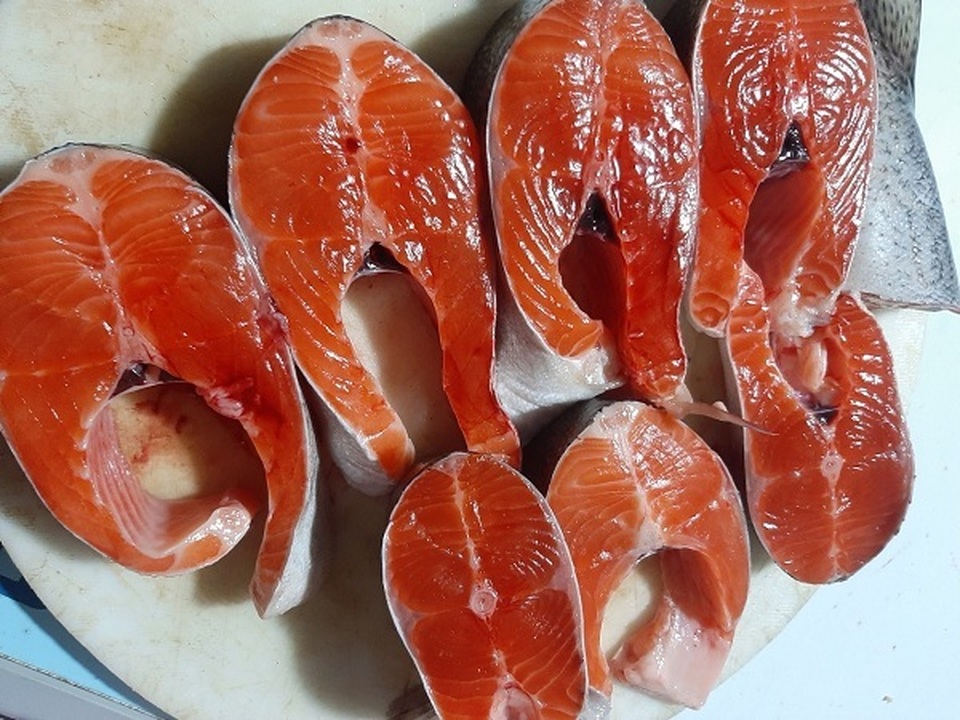 Cá hồi Sa Pa giảm giá sốc vẫn ế: Gian nan trong việc giải cứu tại Hà Nội - 4 Cá hồi Sa Pa giảm giá sốc vẫn ế: Gian nan trong việc giải cứu tại Hà Nội - 4
