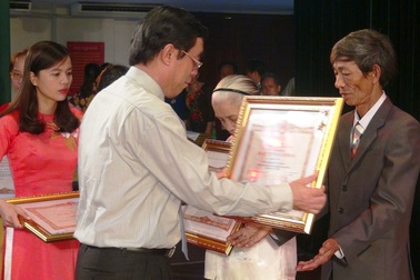 283 mẹ được truy tặng danh hiệu Mẹ Việt Nam Anh hùng