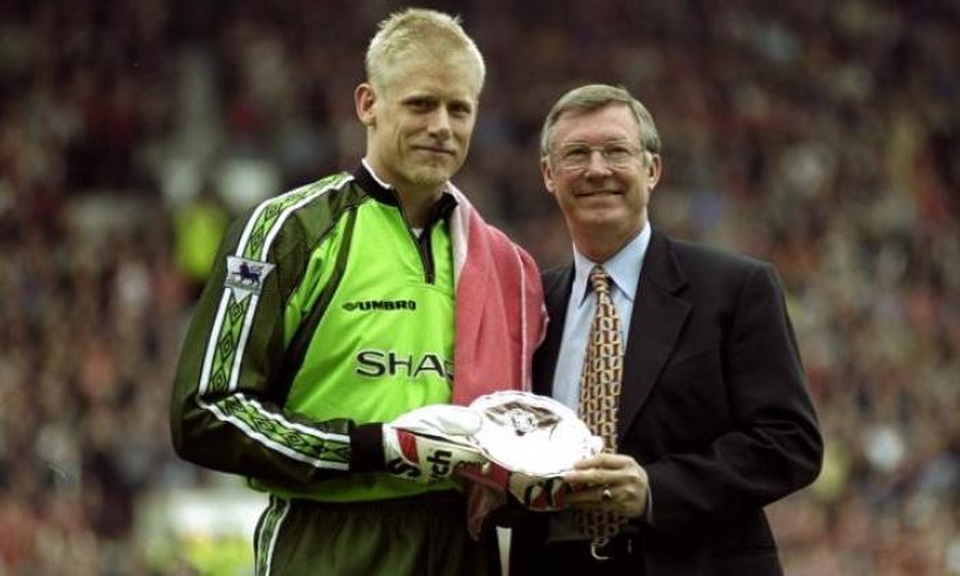 Schmeichel hối hận vô tình khiến Man Utd khủng hoảng thủ môn - 2 Schmeichel hối hận vô tình khiến Man Utd khủng hoảng thủ môn - 2