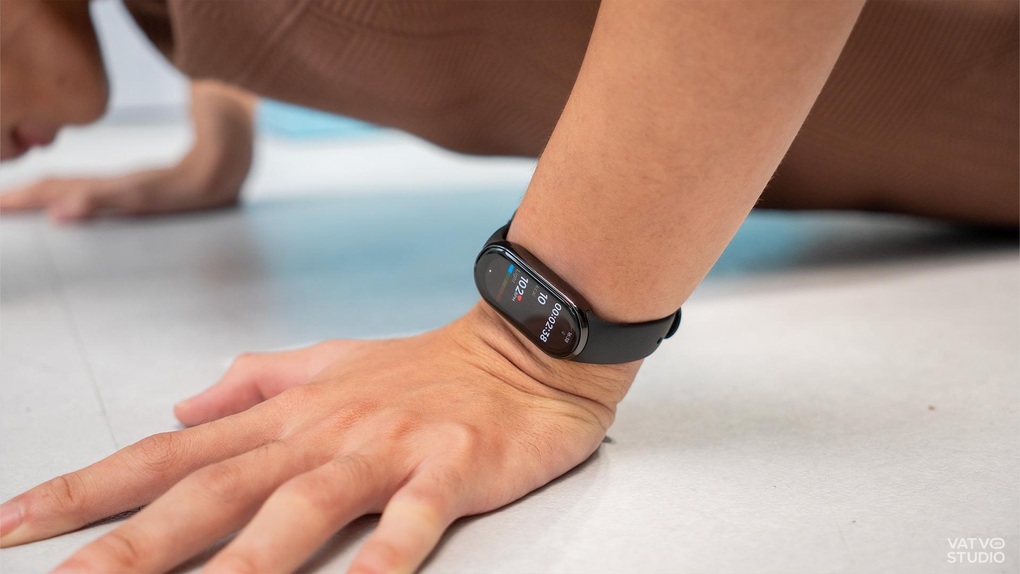 Vòng tay thể thao thông minh Xiaomi Smart Band 8 thu hút người mua - 3 Vòng tay thể thao thông minh Xiaomi Smart Band 8 thu hút người mua - 3