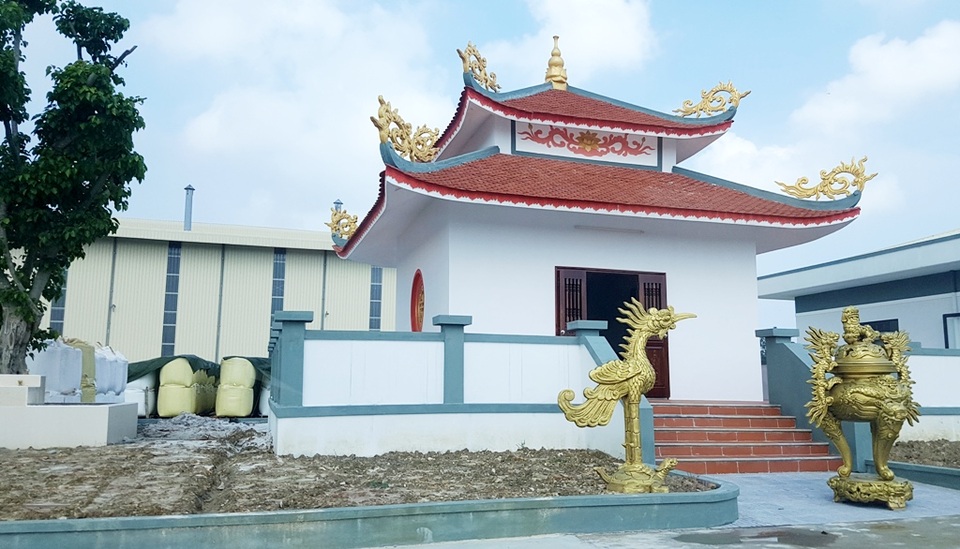 Miếu thờ trên đất khu công nghiệp: Xin đổi thành phòng truyền thống! - 1 Miếu thờ trên đất khu công nghiệp: Xin đổi thành phòng truyền thống! - 1