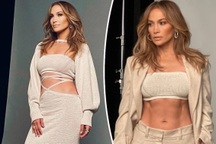 Khoe cơ bụng săn chắc, Jennifer Lopez nhận về hơn 2 triệu lượt "thả tim"
