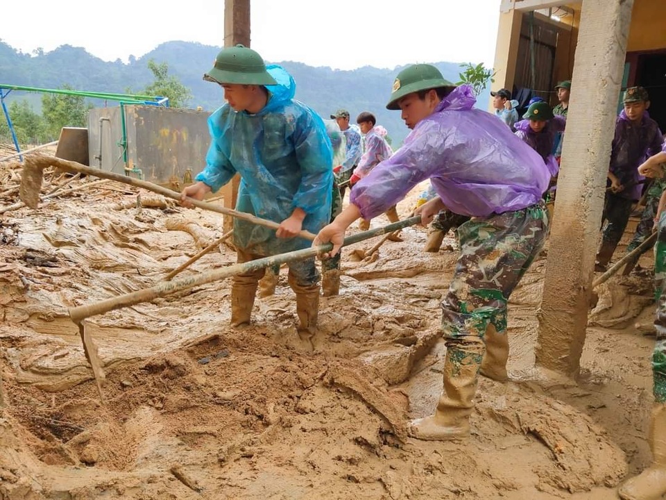 Quảng Trị: Học sinh trở lại trường là niềm vui lớn nhất dịp 20/11 - 7 Quảng Trị: Học sinh trở lại trường là niềm vui lớn nhất dịp 20/11 - 7