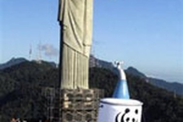 “Vòi rồng” khổng lồ