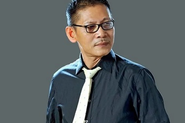 NSƯT Đức Long: “Đời tôi như một tấm bánh chưng, bóc ra trần trụi hết”