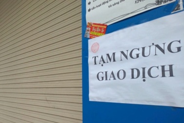 2 cửa hàng vàng SJC tại Đà Nẵng đóng cửa, dán bảng "tạm ngưng giao dịch"