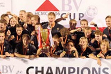 Đại thắng Indonesia, O.Phần Lan đăng quang