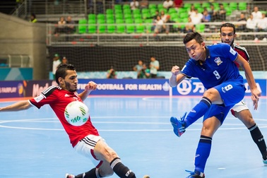 Thắng Ai Cập, Thái Lan chắc suất vào vòng knock-out World Cup futsal 2016