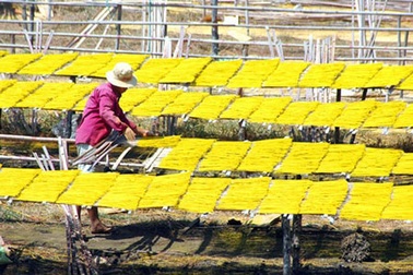 Tràn lan hương nhang tẩm hóa chất độc hại