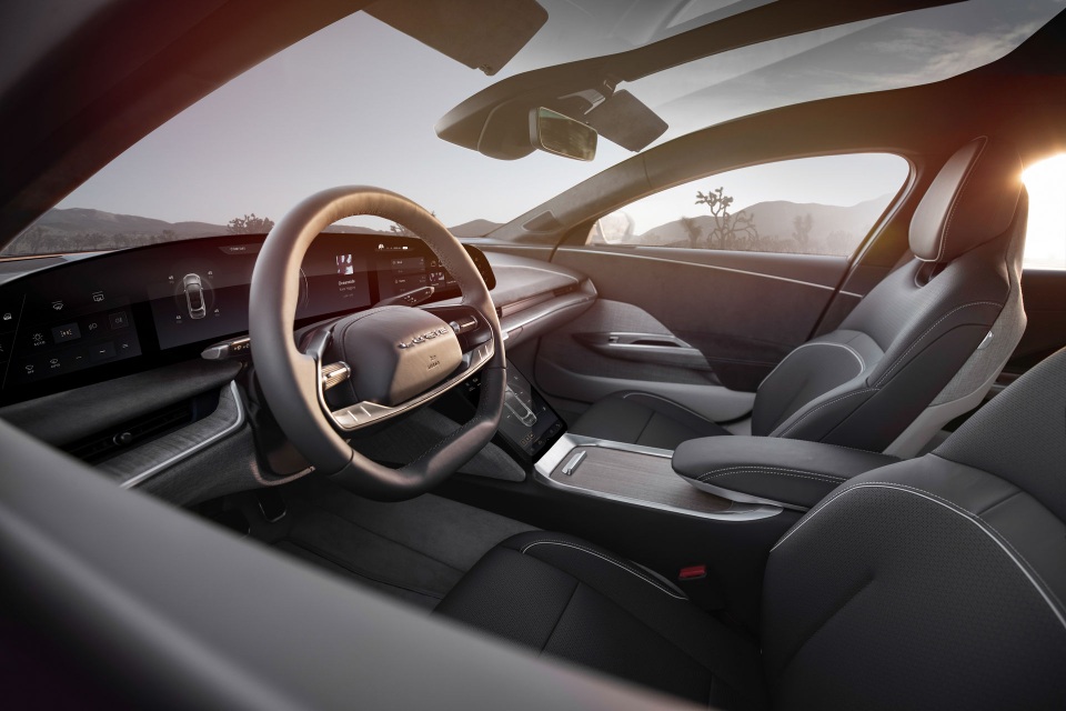 Sedan thể thao chạy điện Lucid Air - đối thủ cực gắt của Tesla - 12 Sedan thể thao chạy điện Lucid Air - đối thủ cực gắt của Tesla - 12