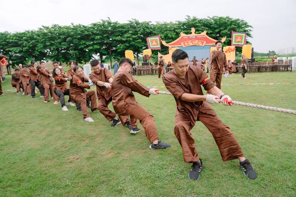 Trải nghiệm văn hóa doanh nghiệp độc đáo tại Hội làng ROX Mây - 2 Trải nghiệm văn hóa doanh nghiệp độc đáo tại Hội làng ROX Mây - 2