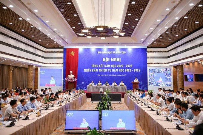 Thủ tướng nêu ra một số định hướng nhiệm vụ trọng tâm năm học 2023-2024.