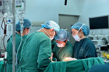 Tự phá thai 26 tuần bằng thuốc mua online, người phụ nữ phải cắt tử cung