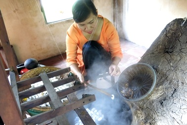 Lần đầu tiên có Ngày hội tơ lụa Việt Nam - ASEAN