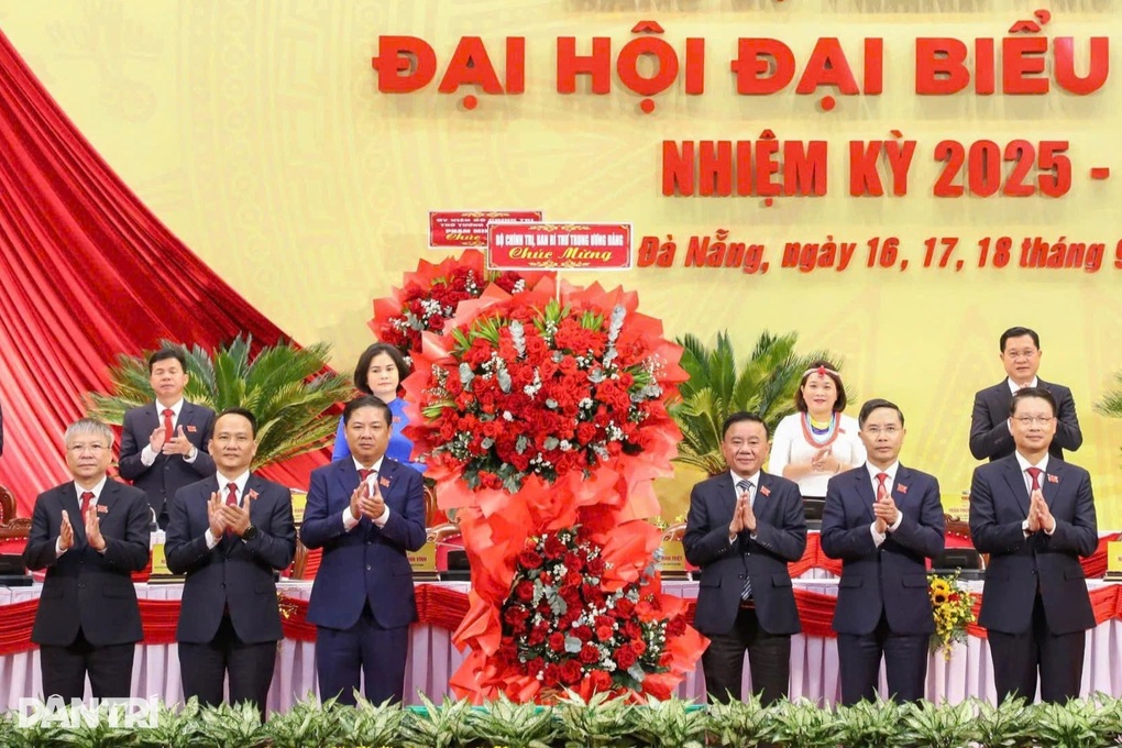 Khai mạc Đại hội đại biểu lần thứ I Đảng bộ thành phố Đà Nẵng - 2