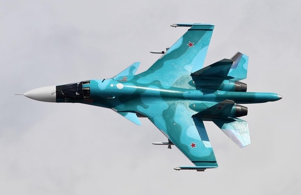 Báo Nga: Su-34 và Su-25 đang hiệp đồng tác chiến tại Donbass - 2 Báo Nga: Su-34 và Su-25 đang hiệp đồng tác chiến tại Donbass - 2