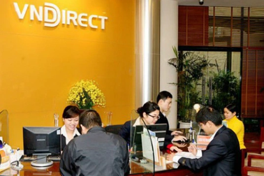Chứng khoán VNDirect bị tấn công, nhà đầu tư lo lắng đặt nhiều câu hỏi