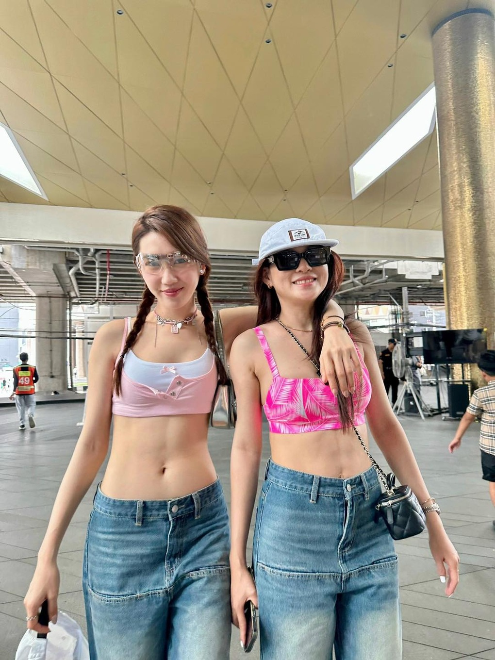 Thúy Ngân nói về chuyện tình cảm: Duyên đến thì đón, duyên đi thì chịu - 3 Thúy Ngân nói về chuyện tình cảm: Duyên đến thì đón, duyên đi thì chịu - 3