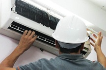 'Vạch trần' những cách moi tiền của thợ sửa điều hòa mùa nắng nóng