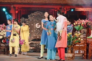 NSND Như Quỳnh giàu xúc cảm khi trở thành vedette