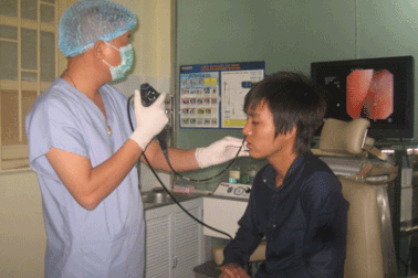 Phát hiện sớm ung thư tai mũi họng nhờ phương pháp nội soi mới