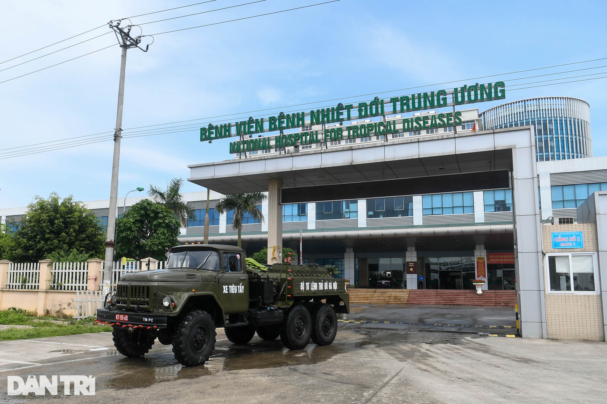 Binh chủng Hóa học tiêu tẩy khử trùng toàn bộ Bệnh viện Bệnh Nhiệt đới TW 2 - 13 Binh chủng Hóa học tiêu tẩy khử trùng toàn bộ Bệnh viện Bệnh Nhiệt đới TW 2 - 13
