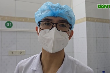 Bác sĩ kêu gọi giúp đỡ cậu bé bị bỏng điện phải cắt cụt 2 tay và 1 chân