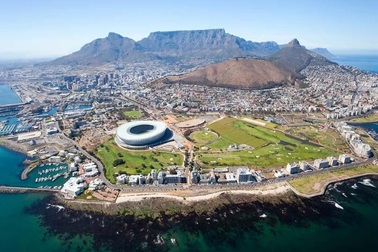 Nam Phi kêu gọi du khách tắm vòi sen chỉ trong 2 phút do... thiếu nước